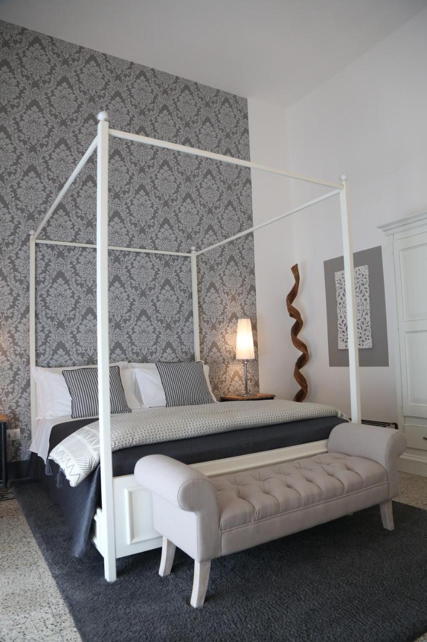 Palazzo Bignami Bed and breakfast 2*